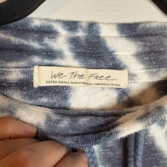 We The Free Blue Best Catch Tie Dye Tunic Top - Picture 4 of 6